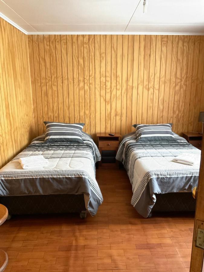 Hostal Balmaceda Punta Arenas Exterior photo